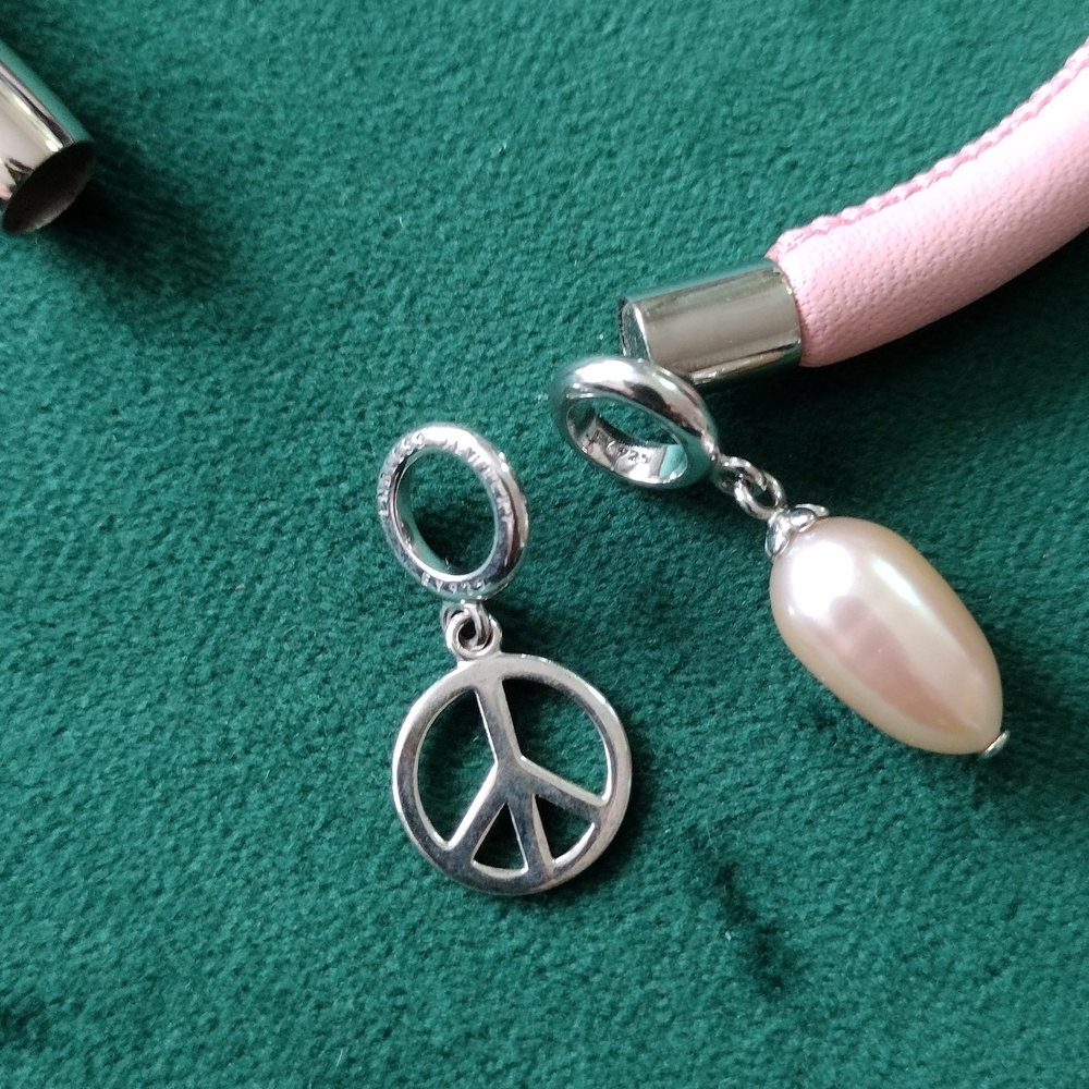 Authentic Endless Jewelry Rose Leather Single Bracelet + 2 Silver Charms